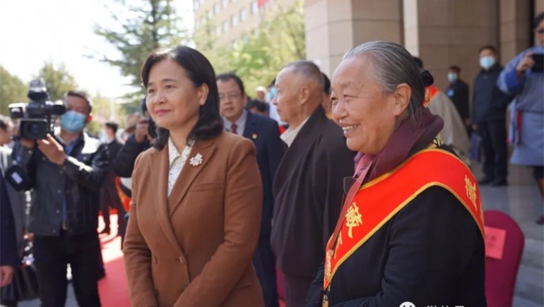 傳承精華，讓藏醫(yī)藥造福人民健康安全！